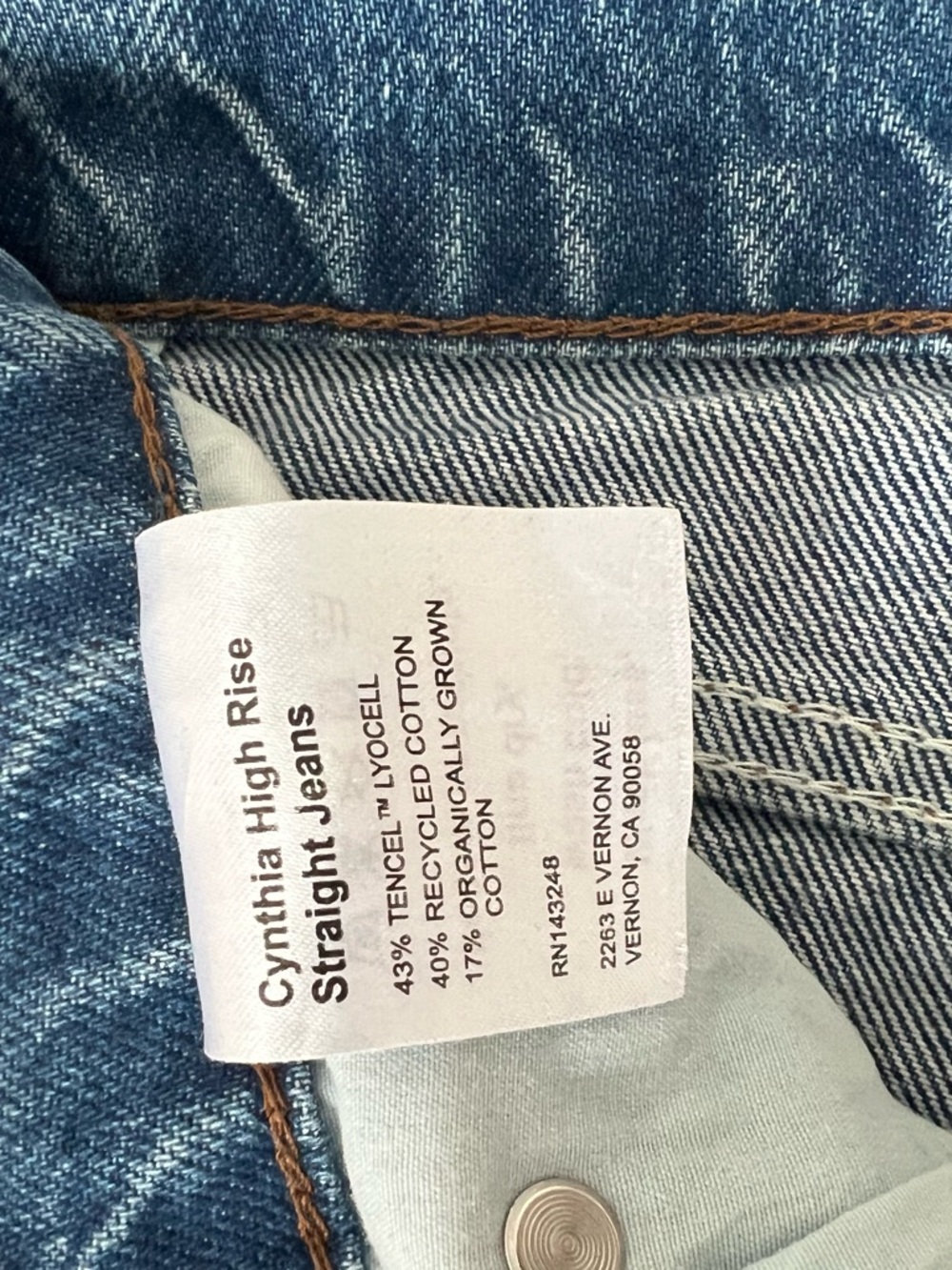 Reformation Cynthia Straight Leg High-Rise Jeans in Colorado - Picture 5 of 7